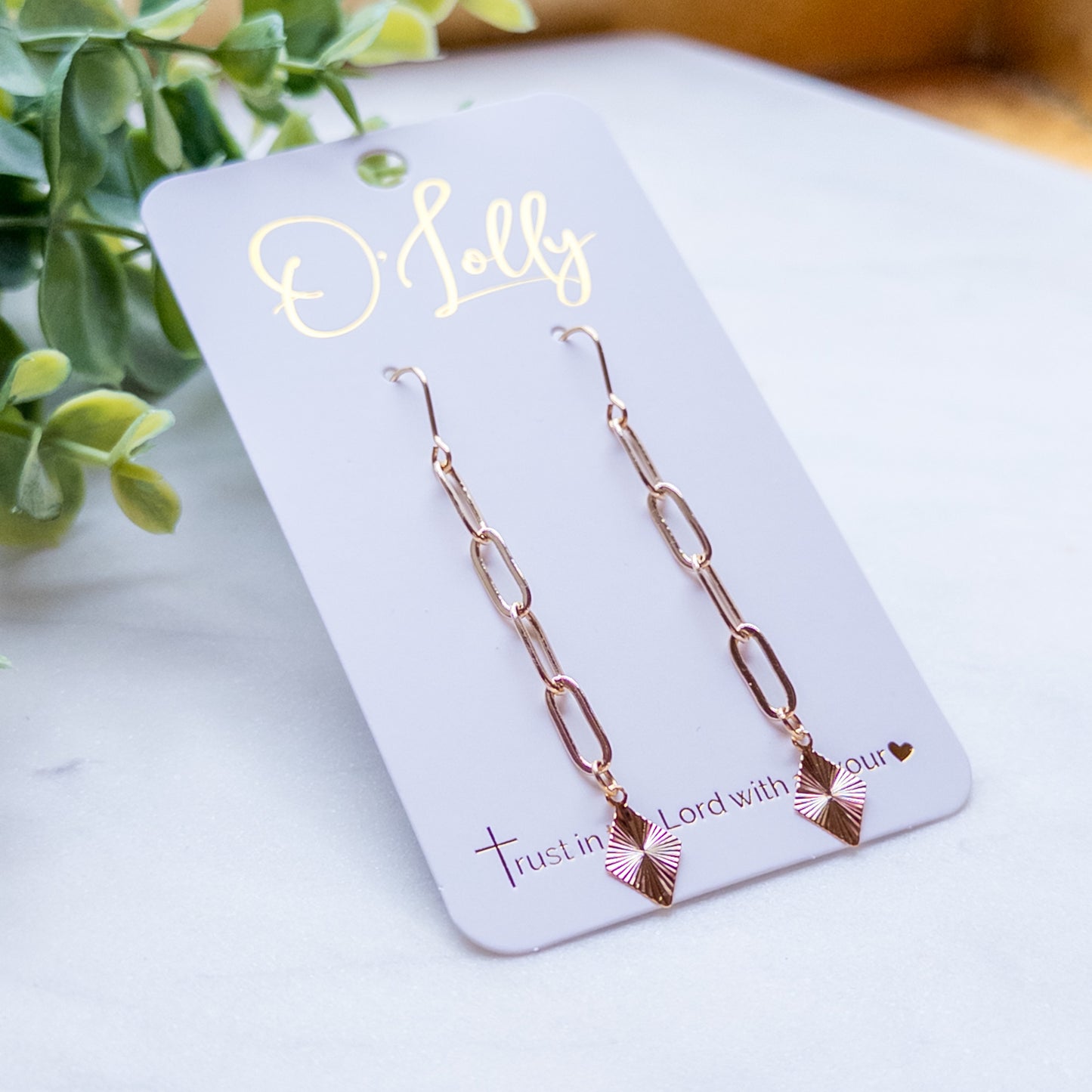 18K Gold Plated Smooth Chain w/Gold Sparkle Charm Style 13