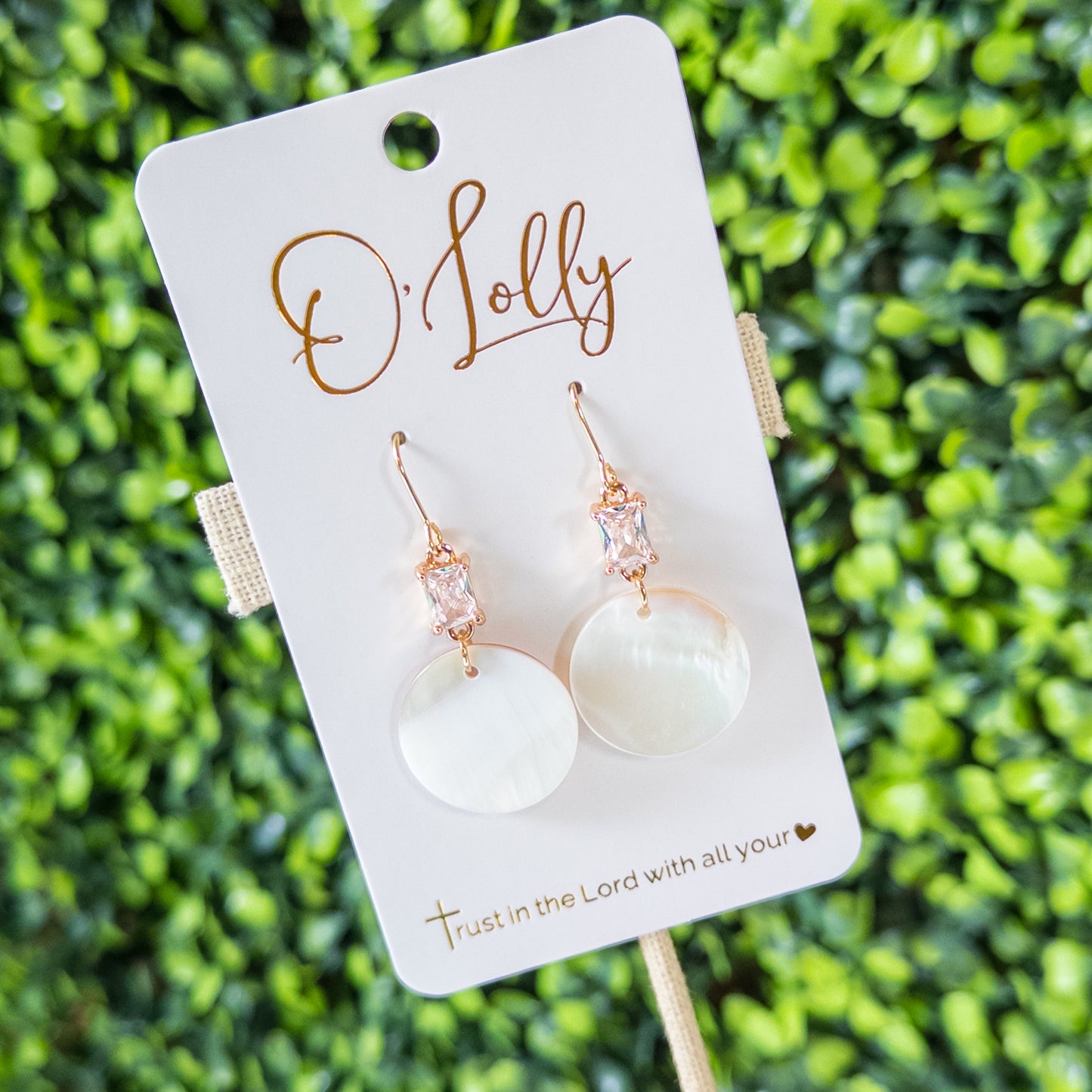 Seashell Disc & Crystal Dangle Earrings “Marina”