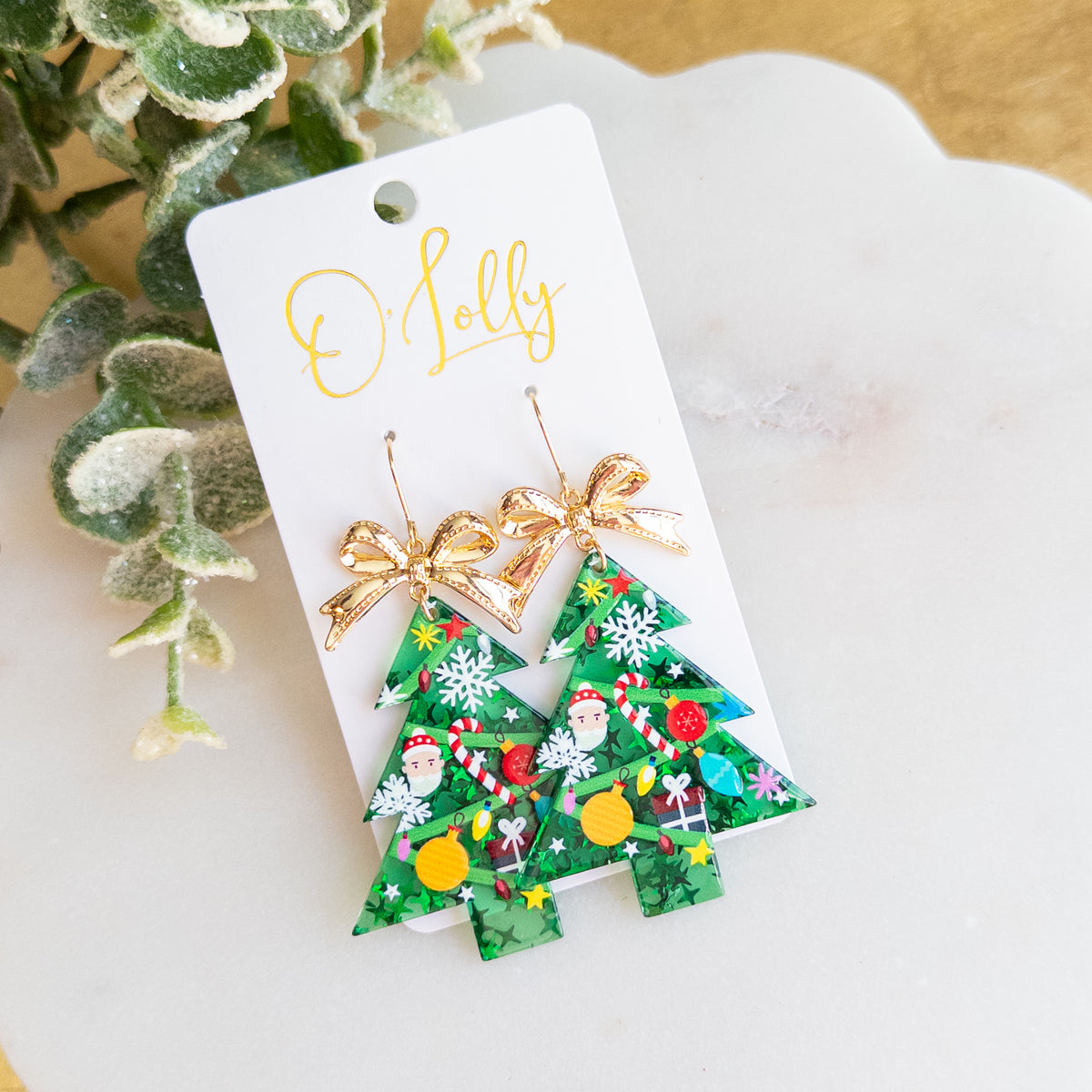 Festive Christmas Tree Dangle Earrings – Green Glitter with Gold Bows