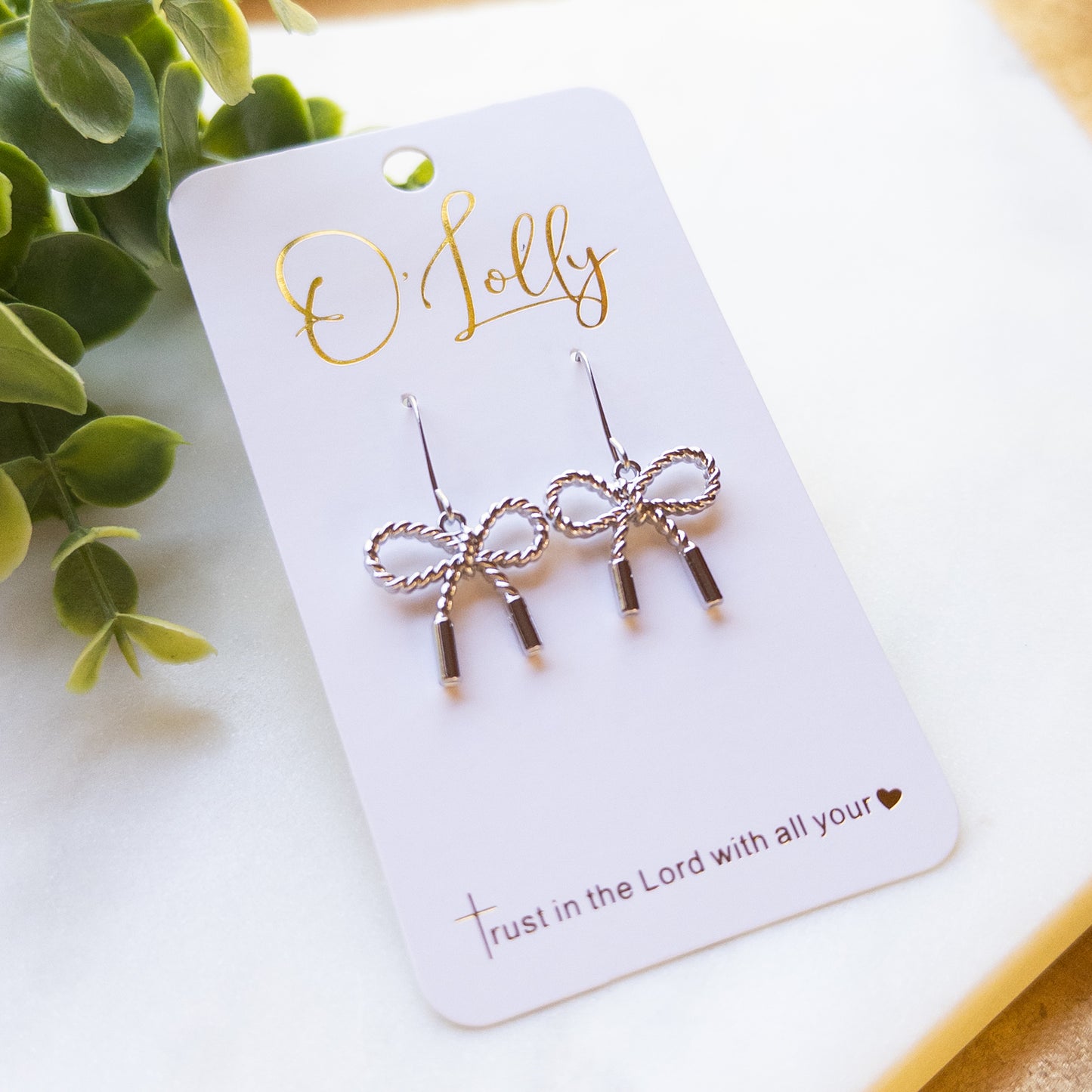 Silver Simple Bow Earrings