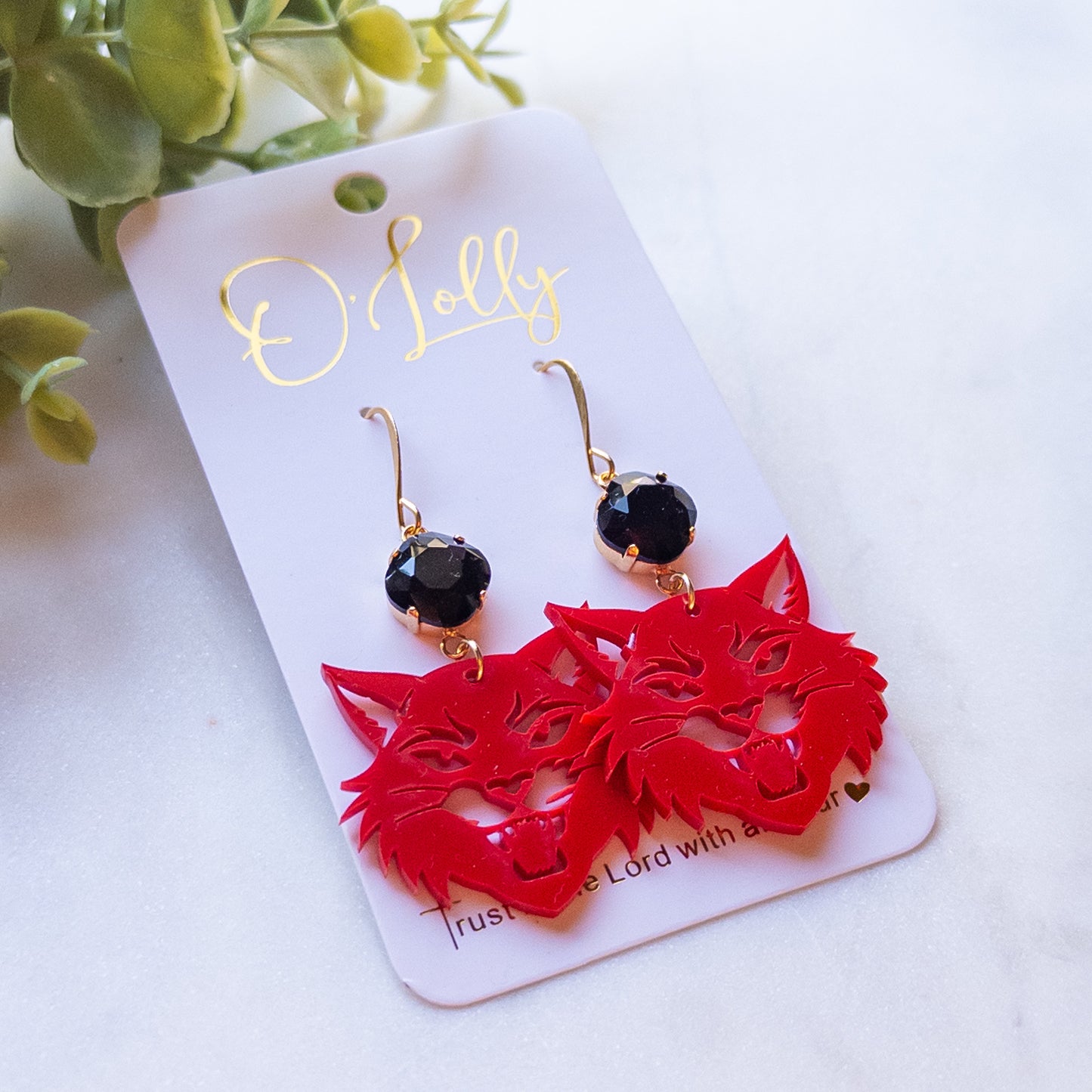 Red Bobcat w/Black Stone