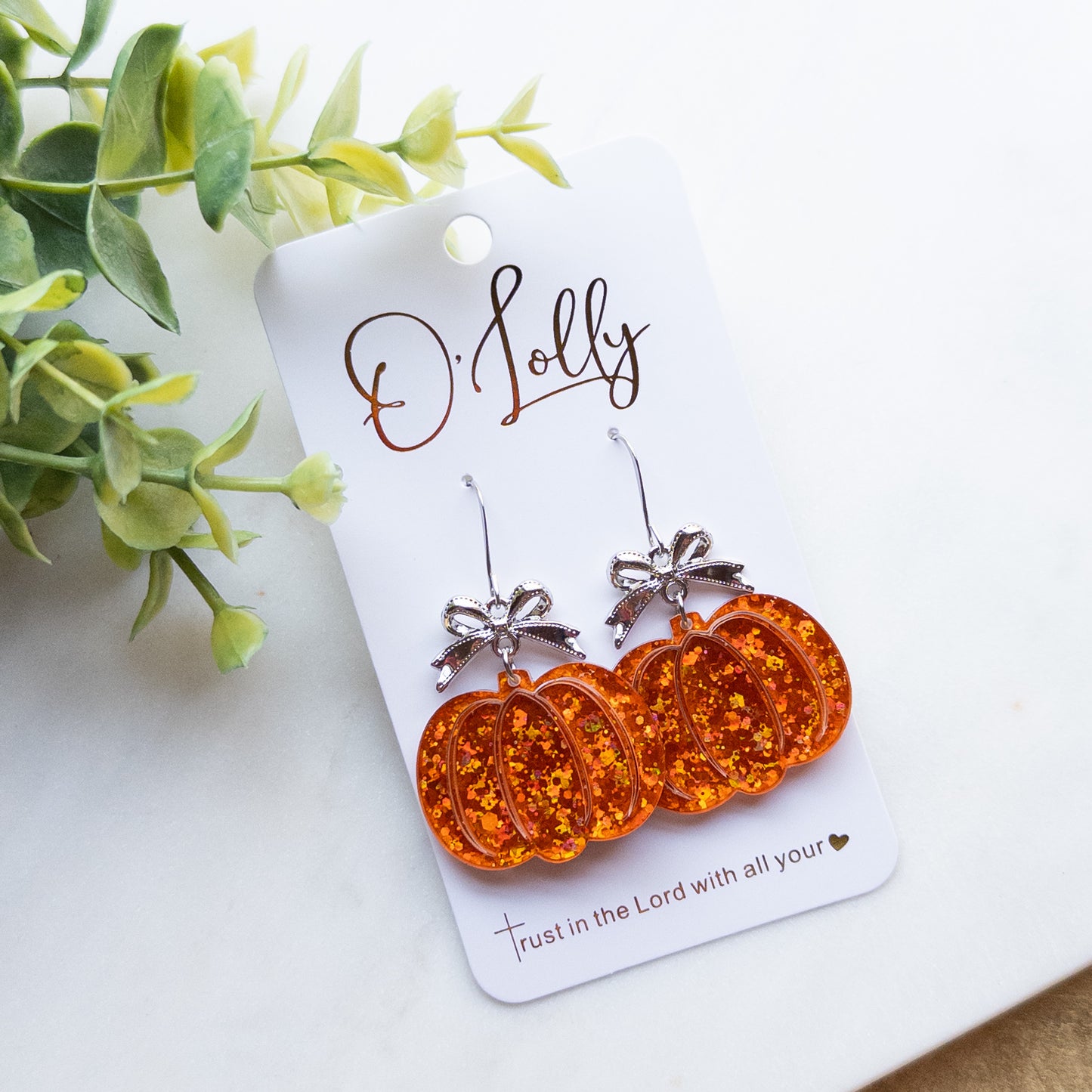 Orange Glitter Acrylic Pumpkin Earrings w/Gold Bow