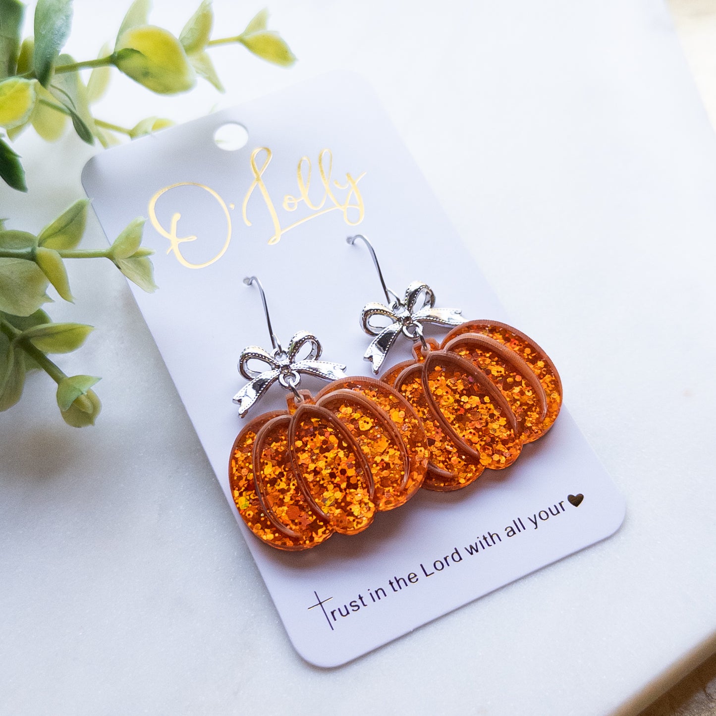 Orange Glitter Acrylic Pumpkin Earrings w/Gold Bow