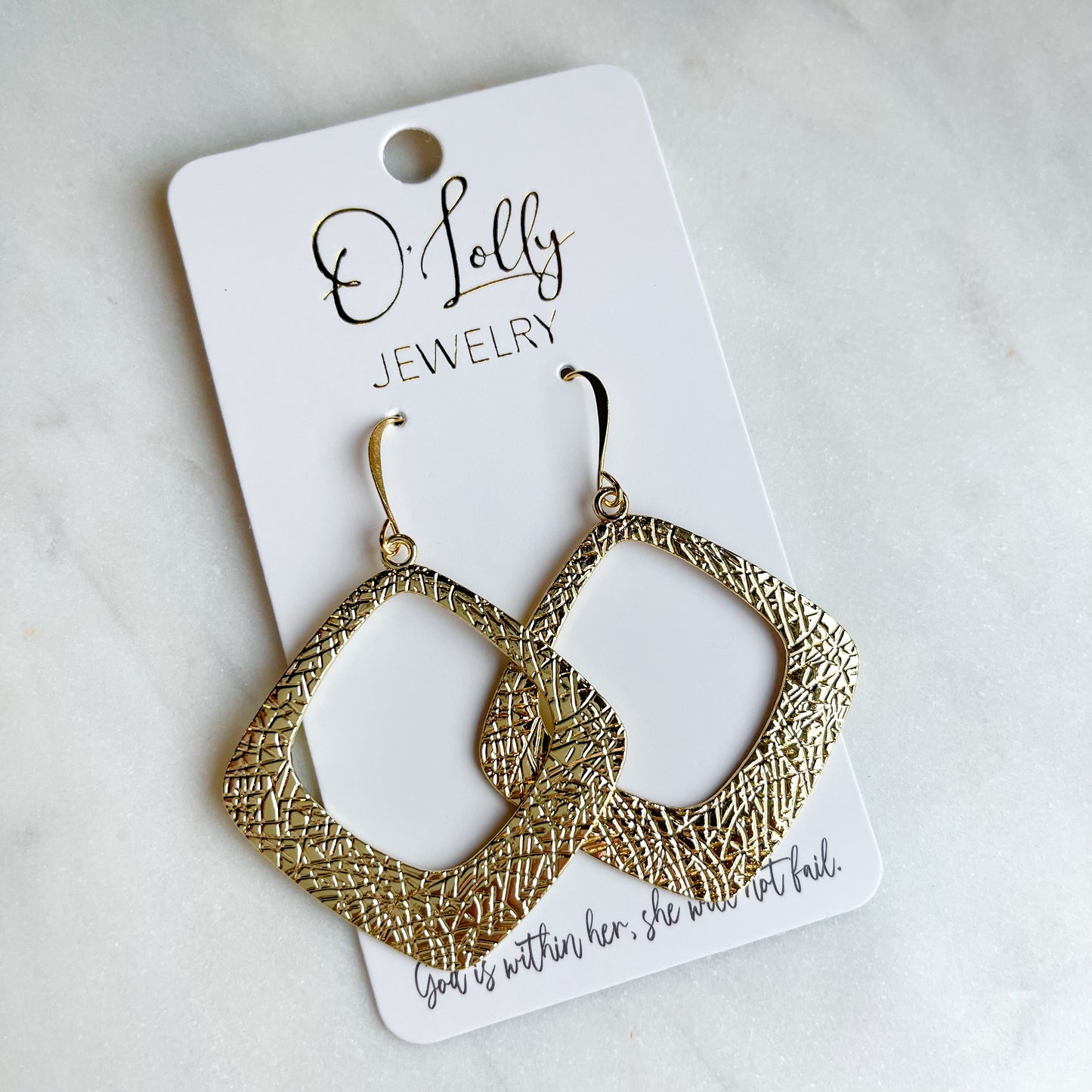 Everyday Gold Earrings Style 16