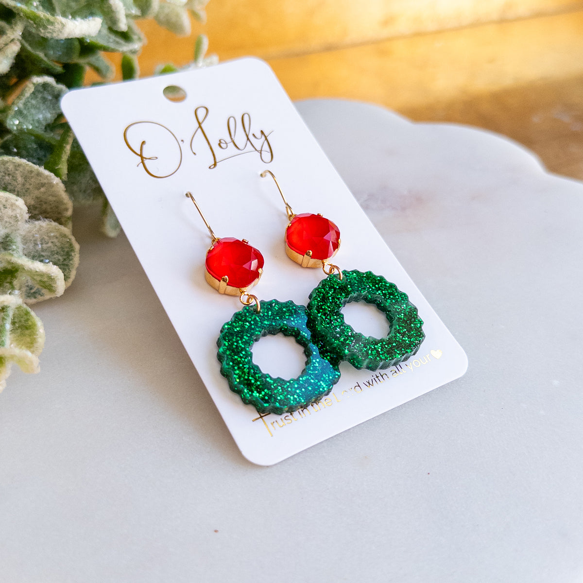 Christmas Wreath Dangle Earrings – Red & Green Glitter