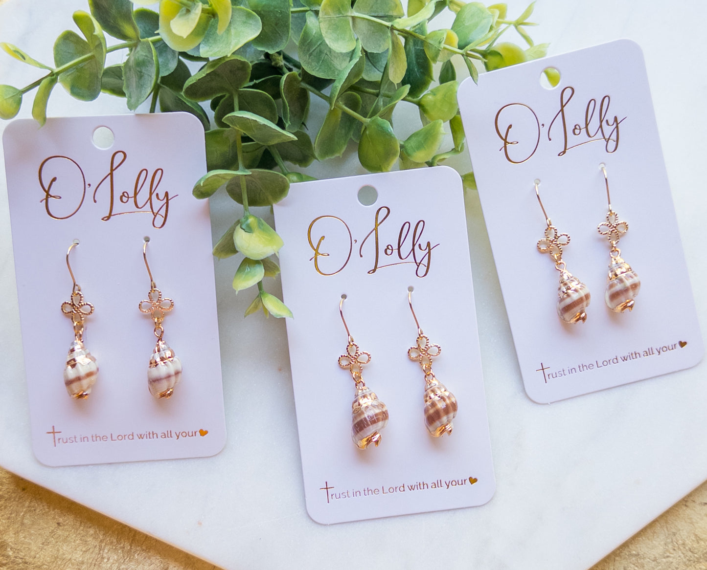 Golden Shore Seashell Drop Earrings “Shelly”