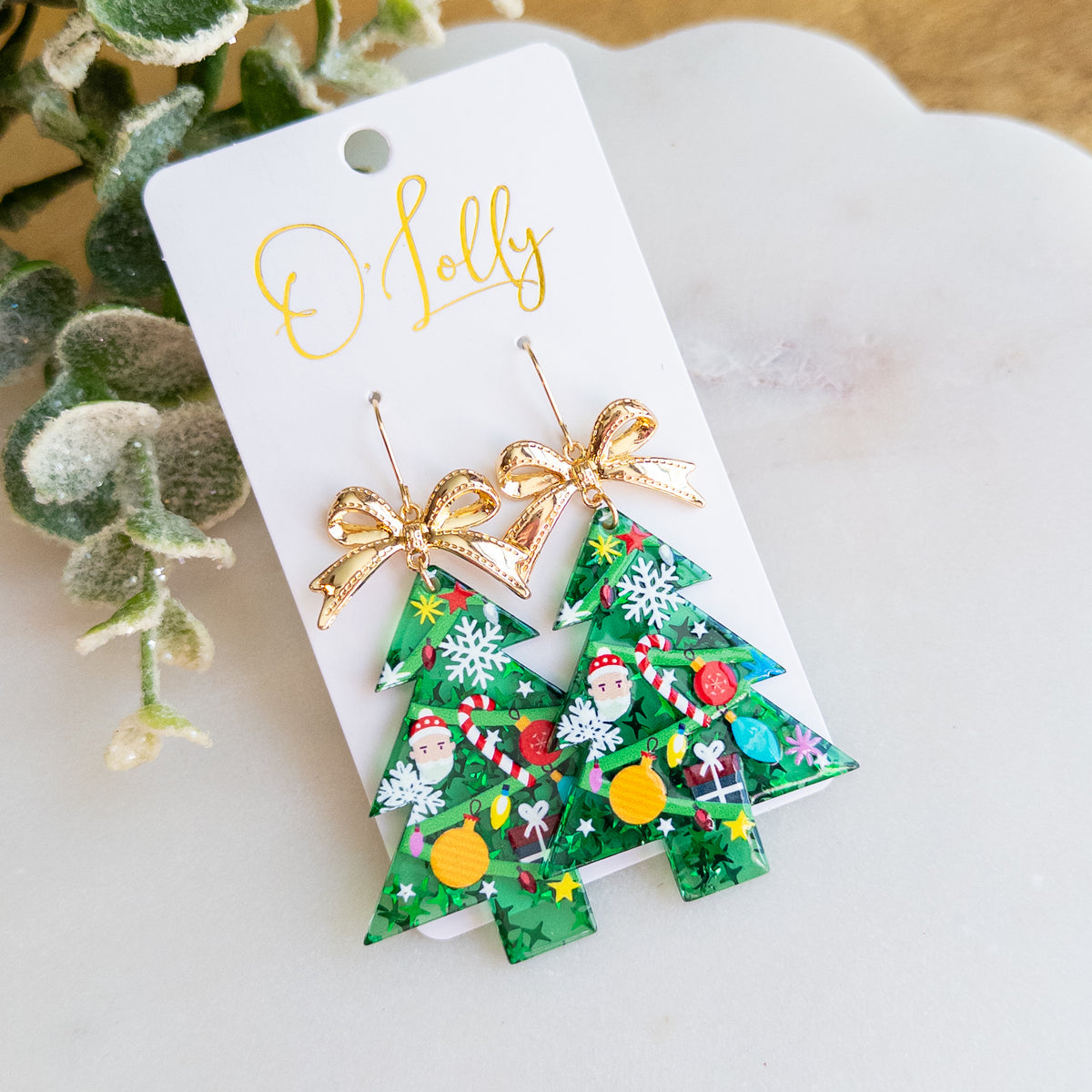Festive Christmas Tree Dangle Earrings – Green Glitter with Gold Bows