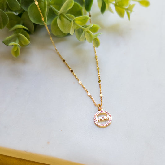 18K Gold Chain w/MOM Circle Pendant Necklace