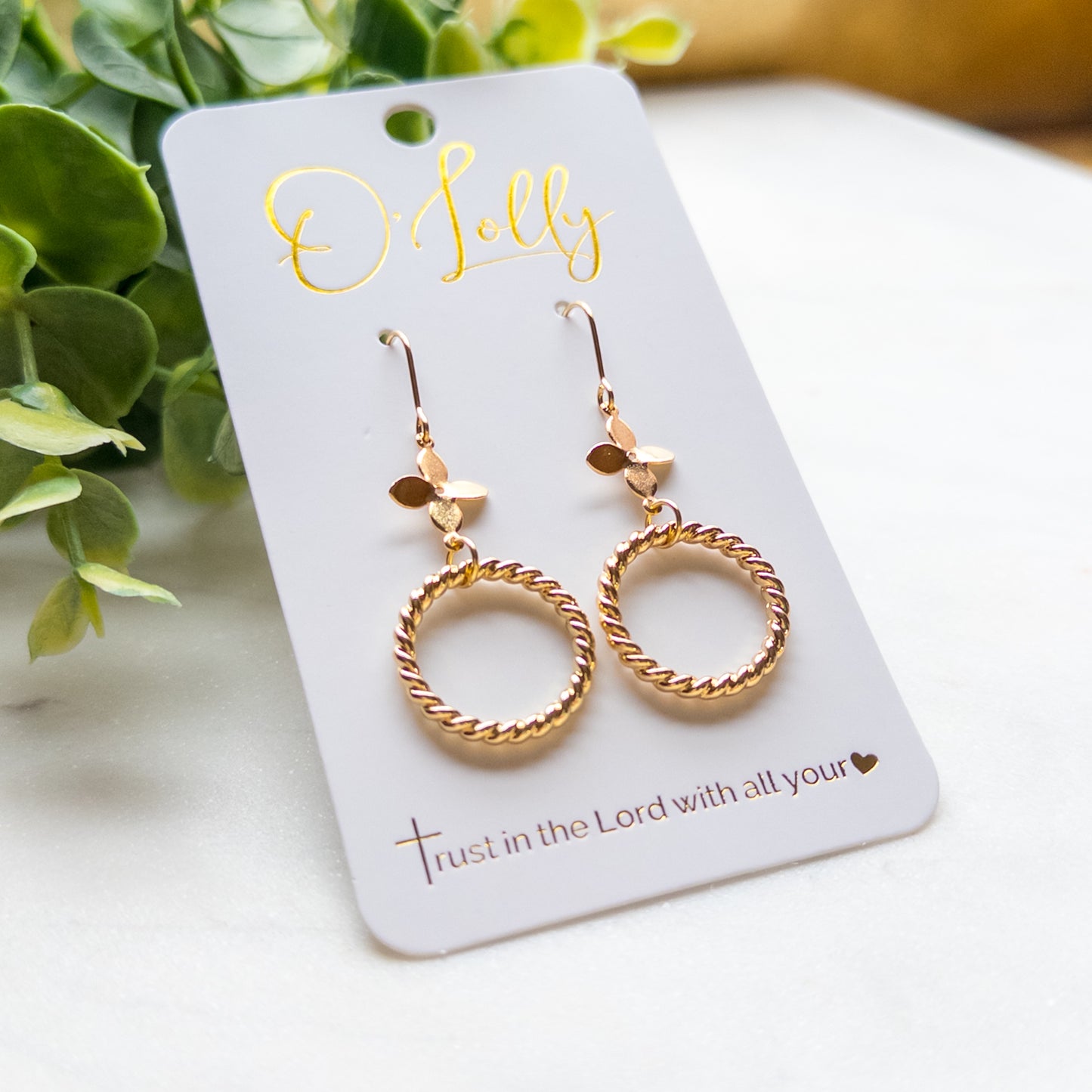 Gold Flower Connector w/Rope Hoop “Briar”