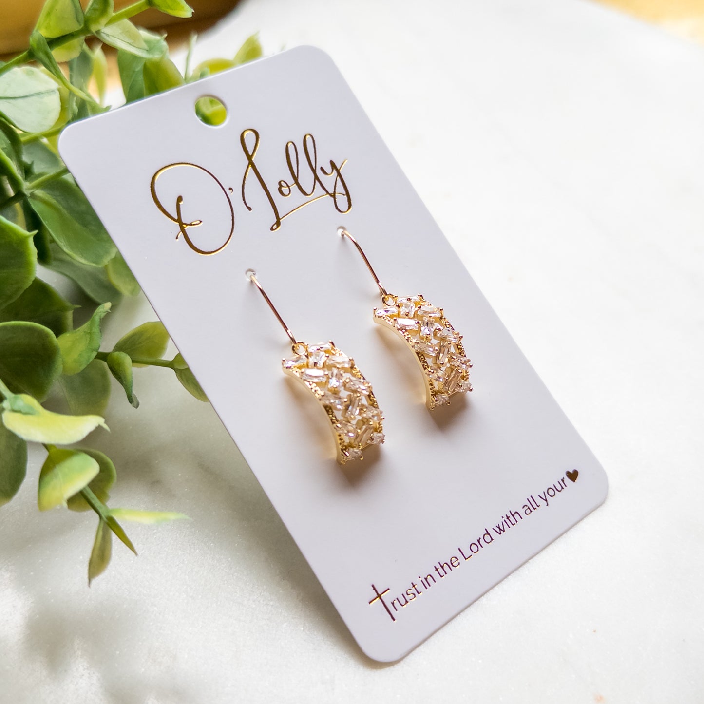 Golden Crystal Drop Earrings “Brooklyn”