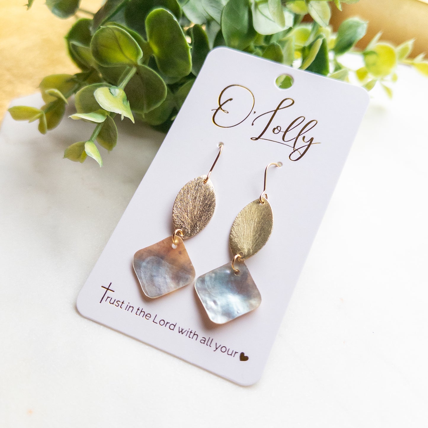 Coastal Shell Geometric Drop Earrings “Cove”