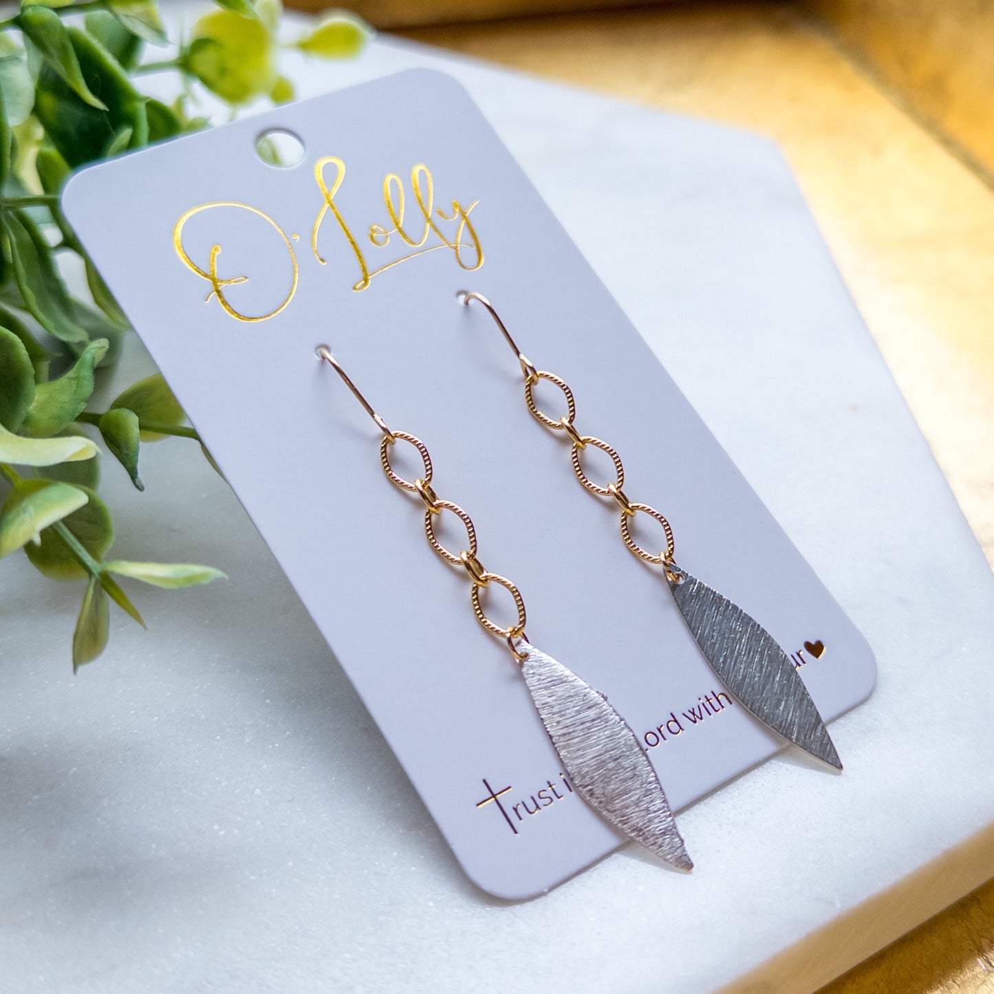 Gold & Silver Mixed- Gold Textured Chain w/Silver Leaf Shaped Dangle - M7