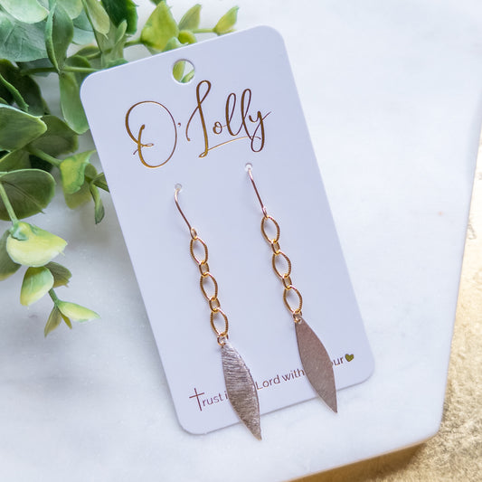 Gold & Silver Mixed- Gold Textured Chain w/Silver Leaf Shaped Dangle - M7