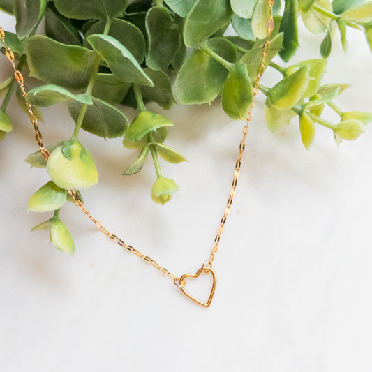 Delicate Gold Heart Chain Necklace