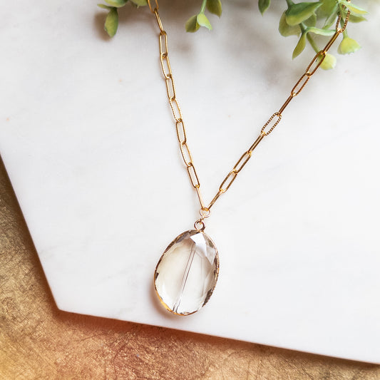 Oval Glass Stone Pendant w/Gold Textured Chain Necklace