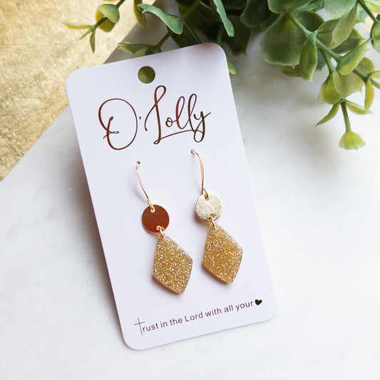 Gold Glitter Rhombus w/Gold Disc “Glitz”