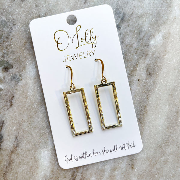 Everyday Gold Earrings Style 9
